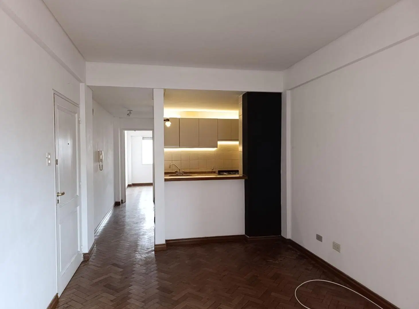 DEPARTAMENTO EN ALQUILER CON COCHERA Y BAULERA 3