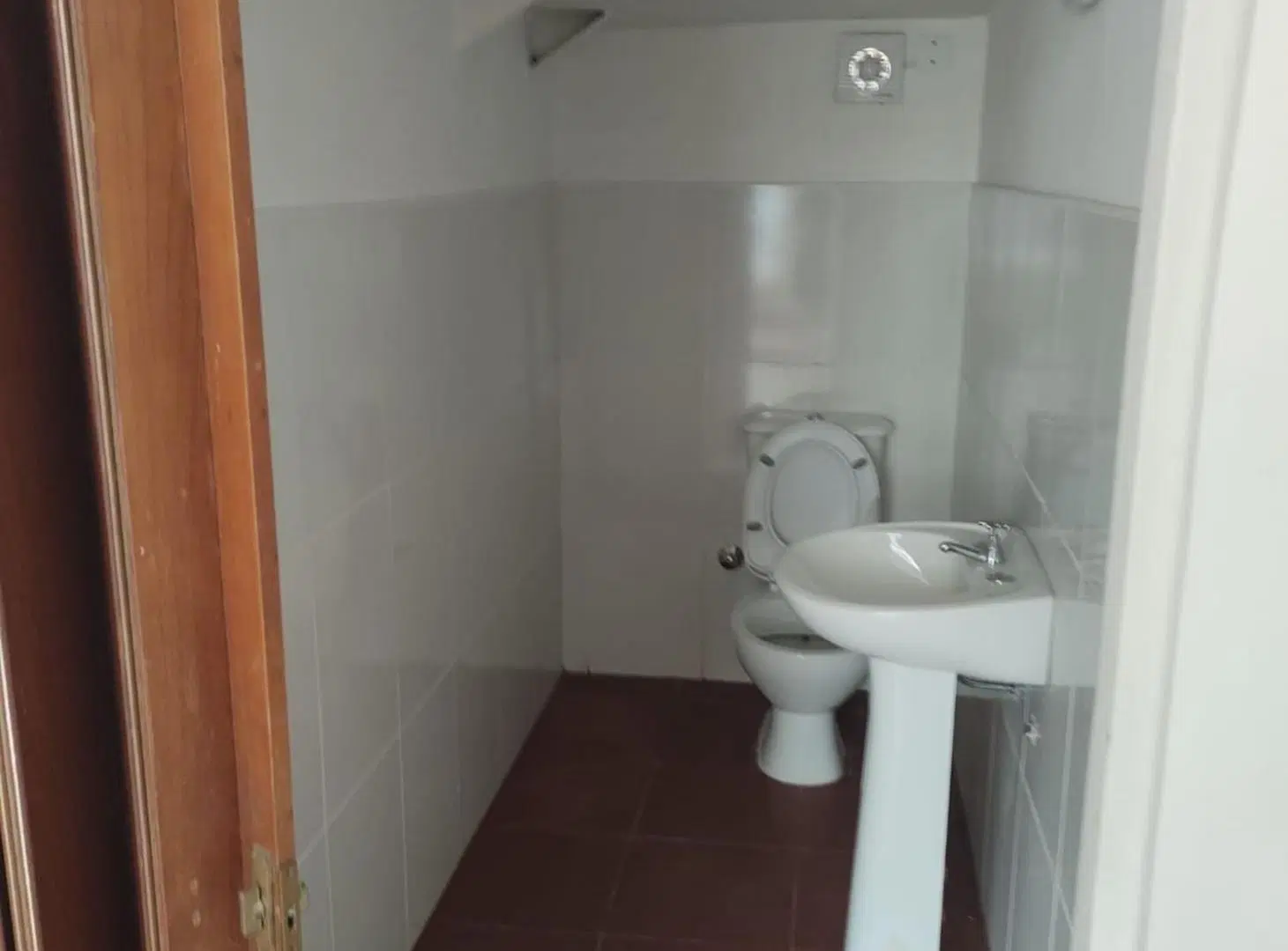 LOCAL EN ALQUILER MACROCENTRO PUEYRREDON 750 5