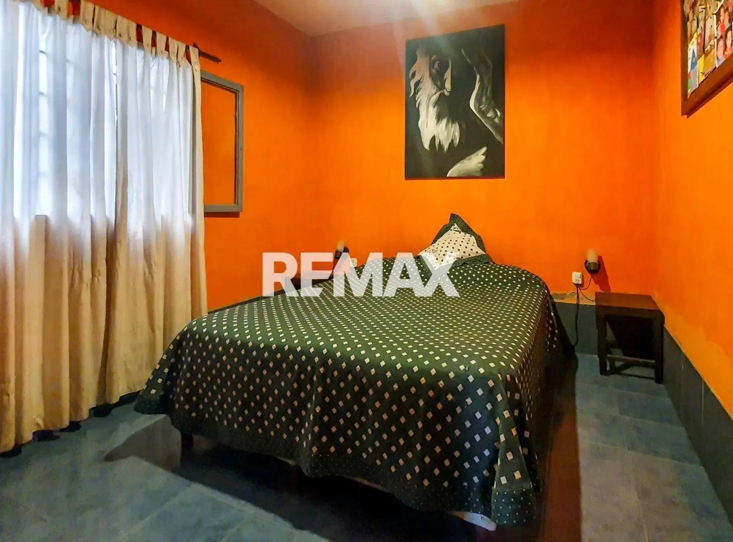 CASA ESQUINA EN VENTA ZONA SUR APTA CREDITO 3