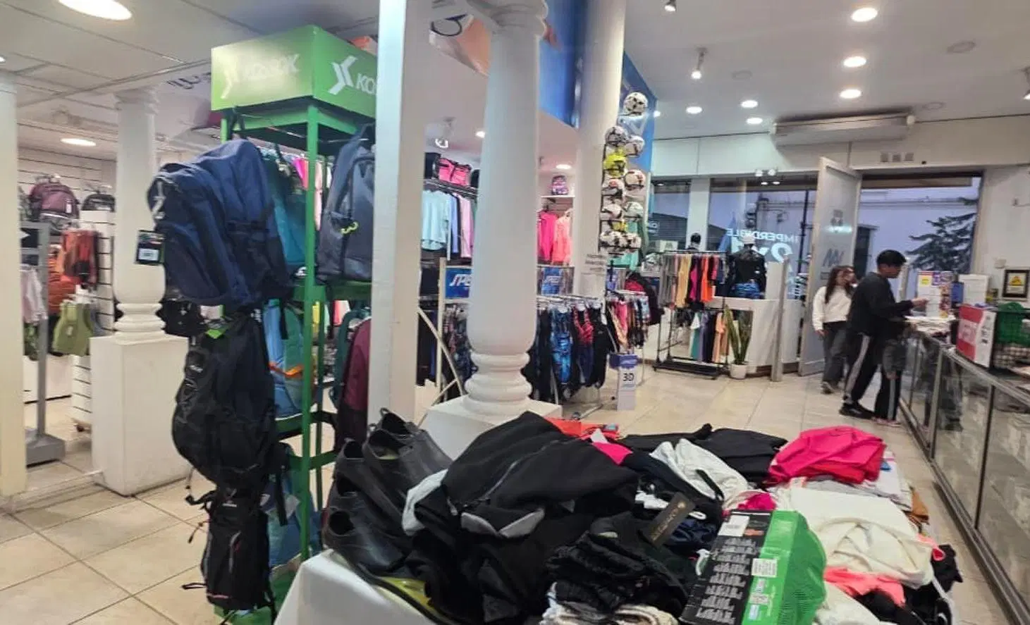 LOCAL COMERCIAL EN ALQUILER PEATONAL FLORIDA 1