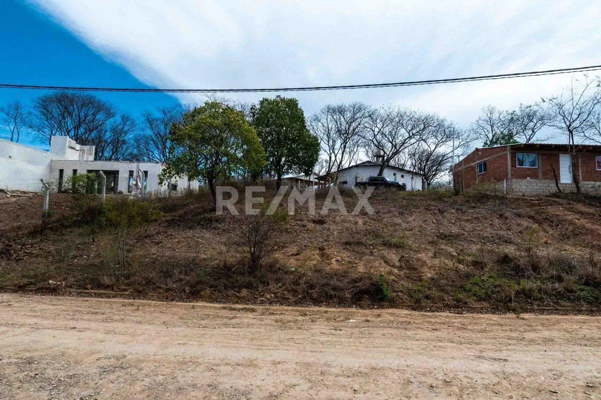 TERRENO VENTA LARES DE LA INMACULADA VAQUEROS 2