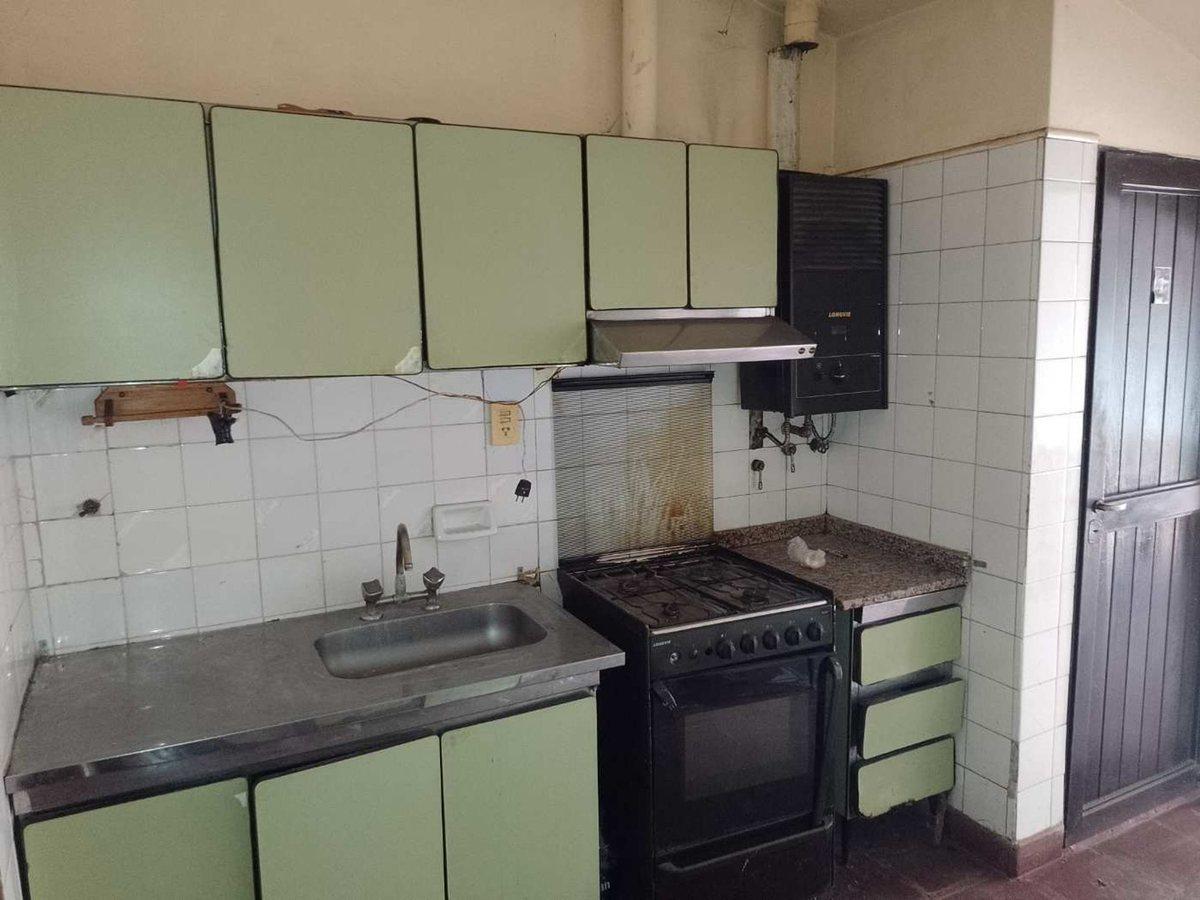 Foto de CASA VENTA MAS LOCAL SANTA ANA I 4 DORMITORIOS, imagen 2