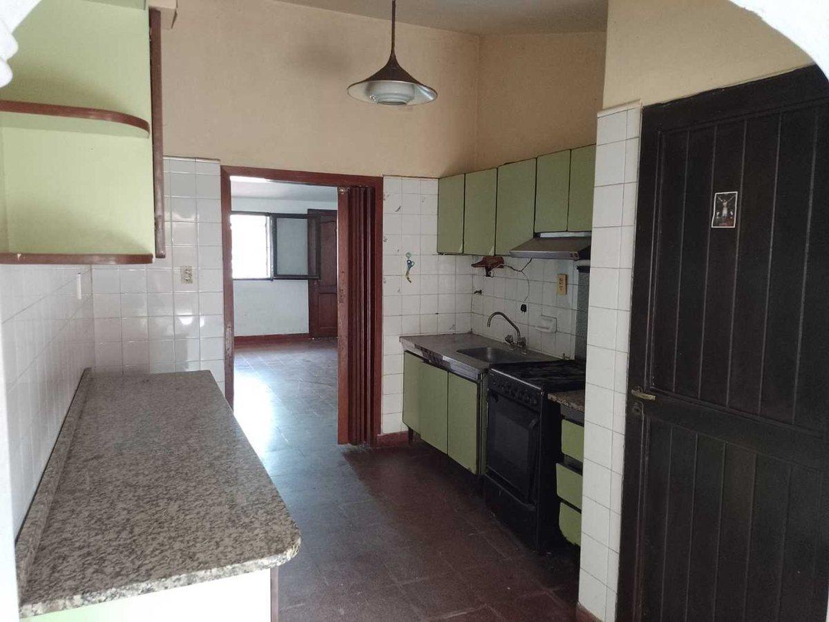 Foto de CASA VENTA MAS LOCAL SANTA ANA I 4 DORMITORIOS, imagen 4