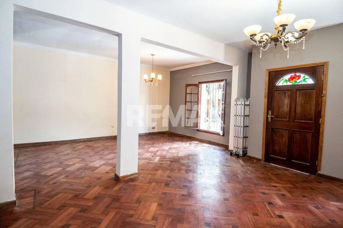CASA VENTA PASAJE BEECHE MACROCENTRO 5
