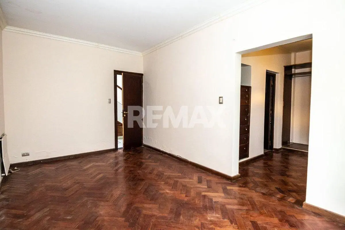 CASA VENTA PASAJE BEECHE MACROCENTRO 8