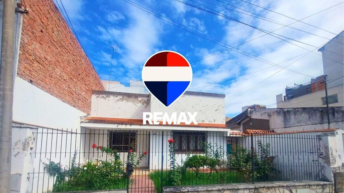Foto de CASA VENTA A RECICLAR MACROCENTRO 3 DORM, imagen 3