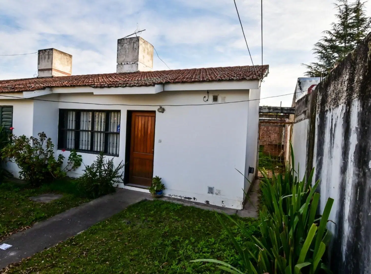 CASA VENTA DOCENTE SUR 3 DORMITORIOS APTO CREDITO 6