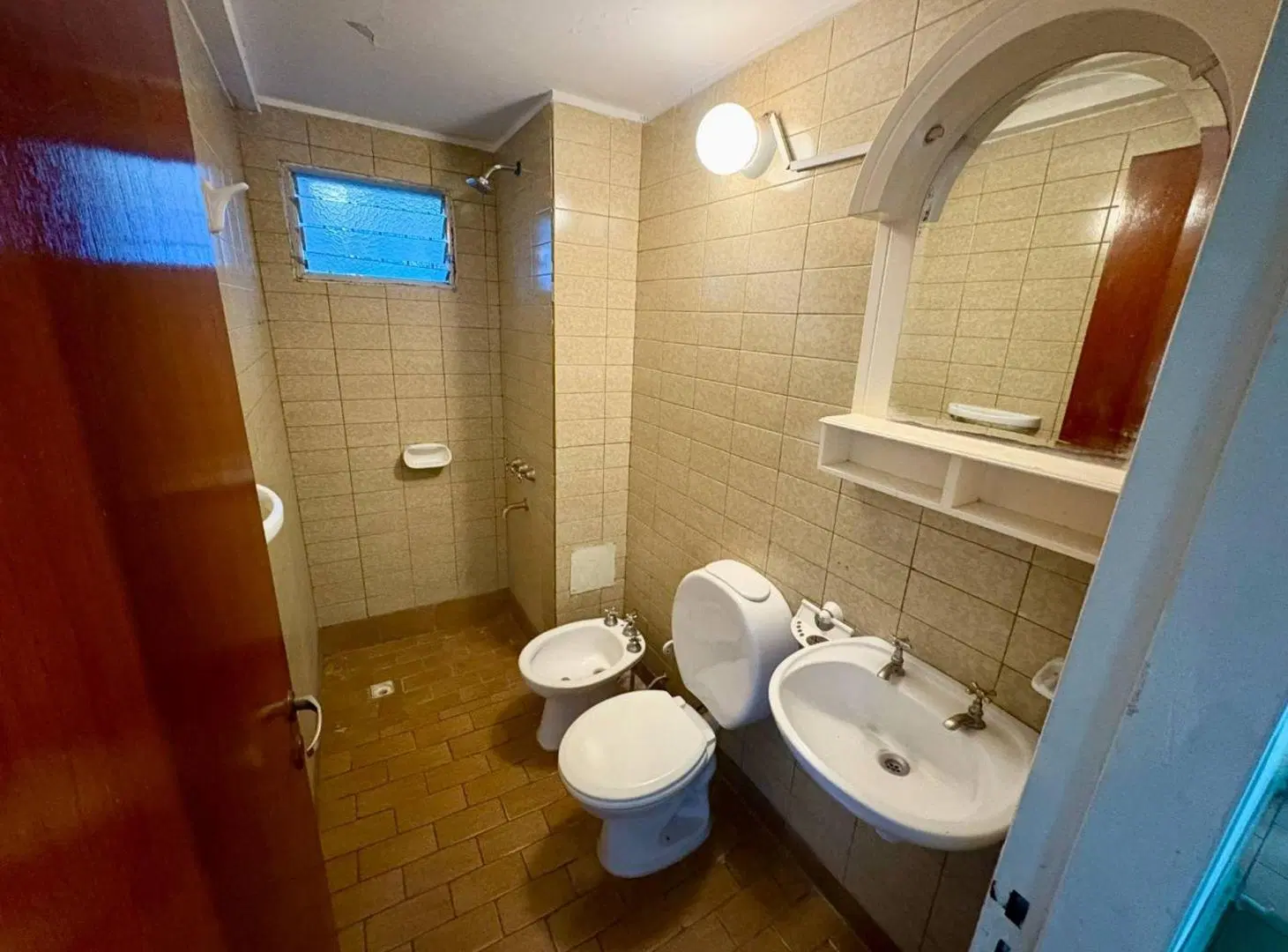 DEPARTAMENTO VENTA PARQUE BELGRANO PLANTA BAJA 4