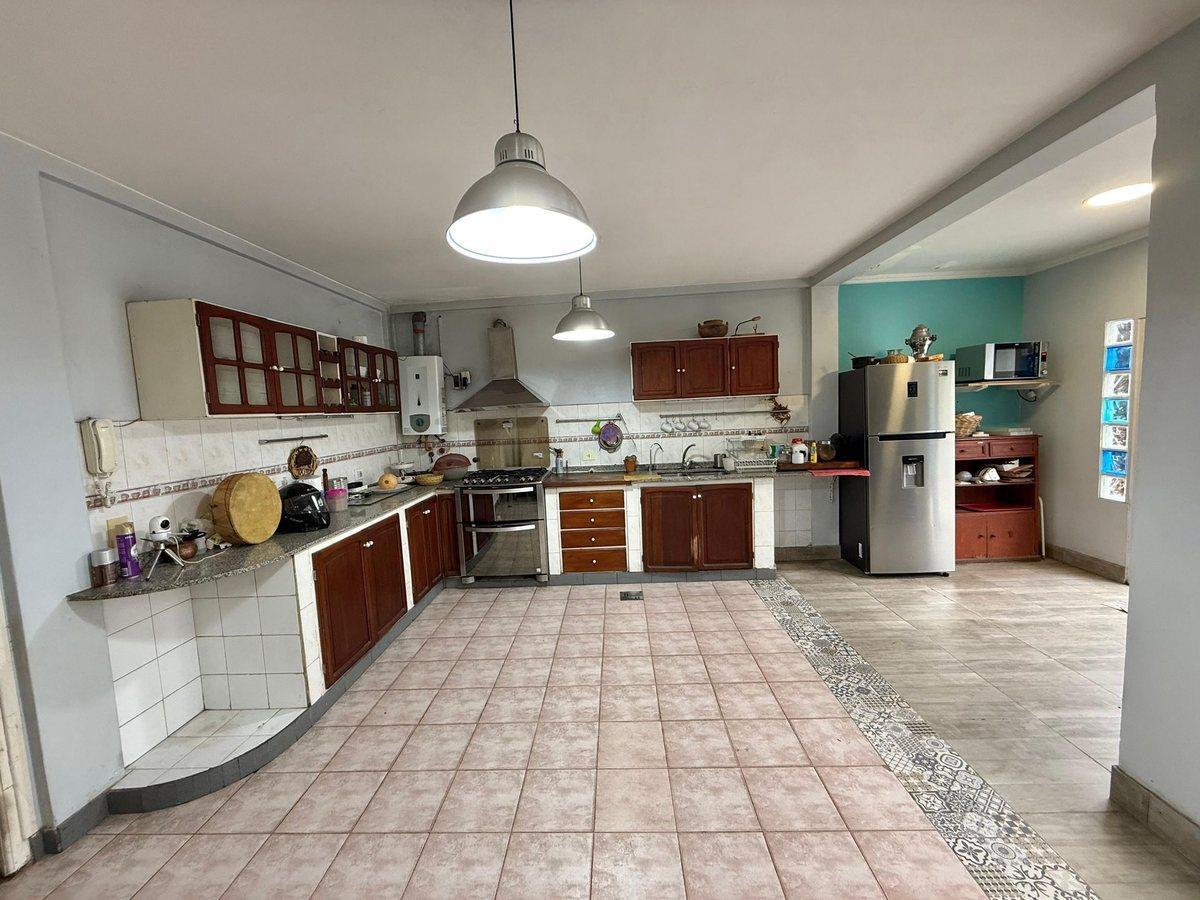 Foto de CASA 4 DORMITORIOS VENTA SALTA CENTRO, imagen 1