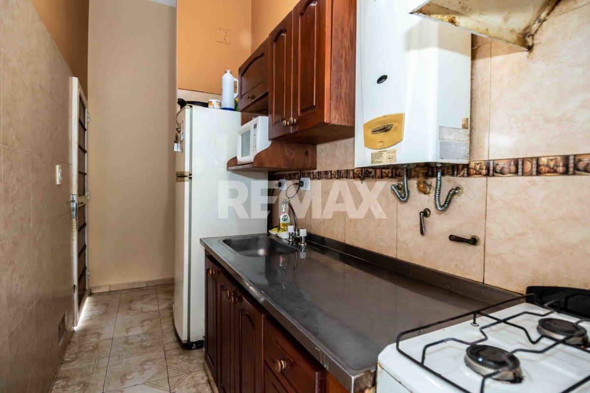 Foto de CASA VENTA LOS LAPACHOS ZONA SUR 3 DORM Y COCHERA, imagen 3