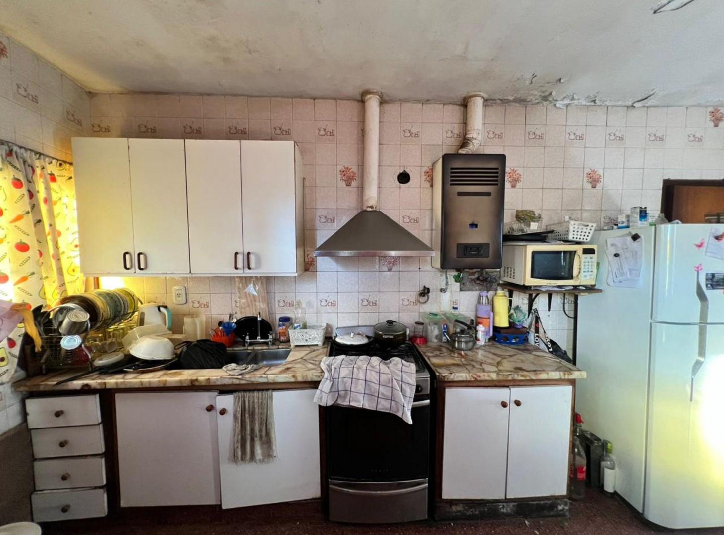 Foto de CASA VENTA 3 DORMITORIOS AV BOLIVIA ZONA NORTE, imagen 1