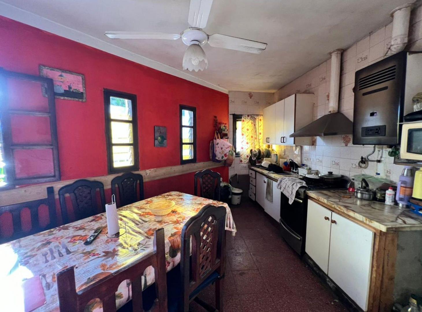 Foto de CASA VENTA 3 DORMITORIOS AV BOLIVIA ZONA NORTE, imagen 5