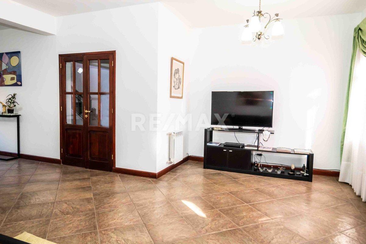 Foto de CASA 4 DORMITORIOS VENTA TRES CERRITOS CON PILETA, imagen 3