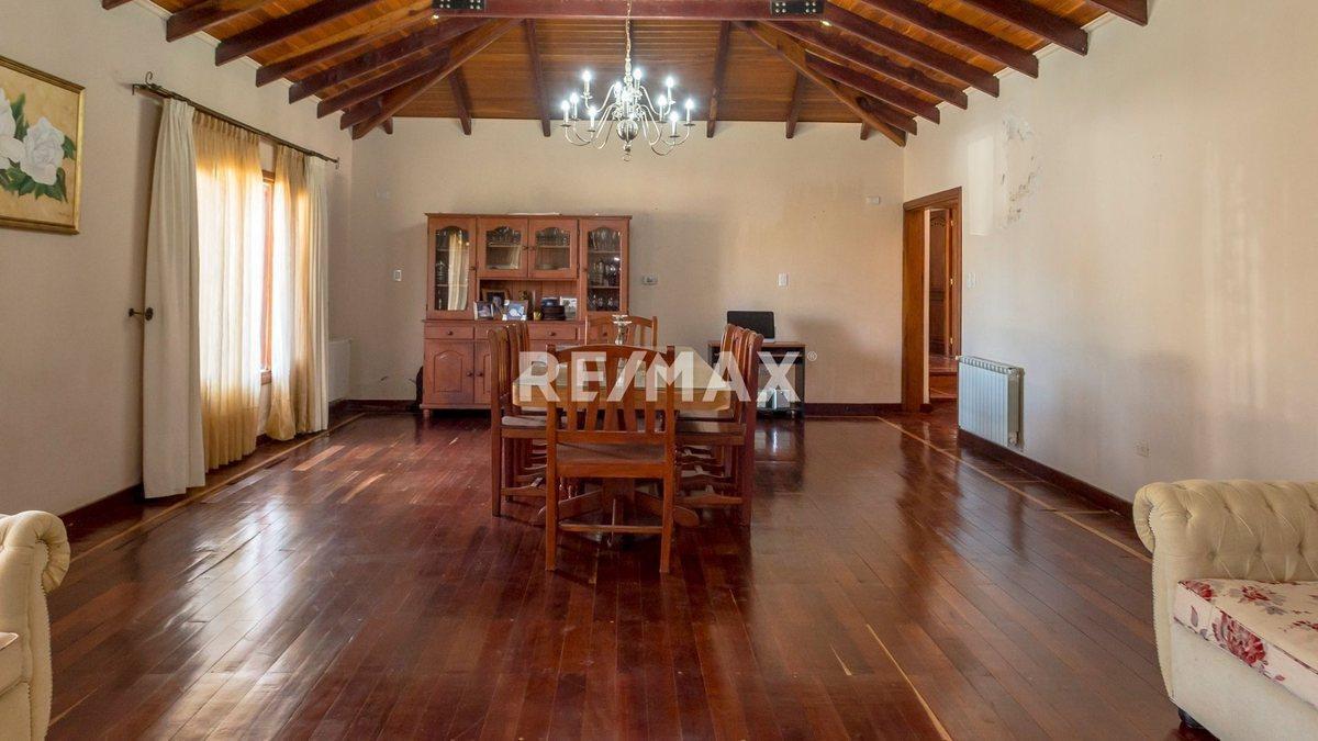 Foto de CASA 8 AMBIENTES 500 M2 VENTA LA LUCINDA NORTE, imagen 1