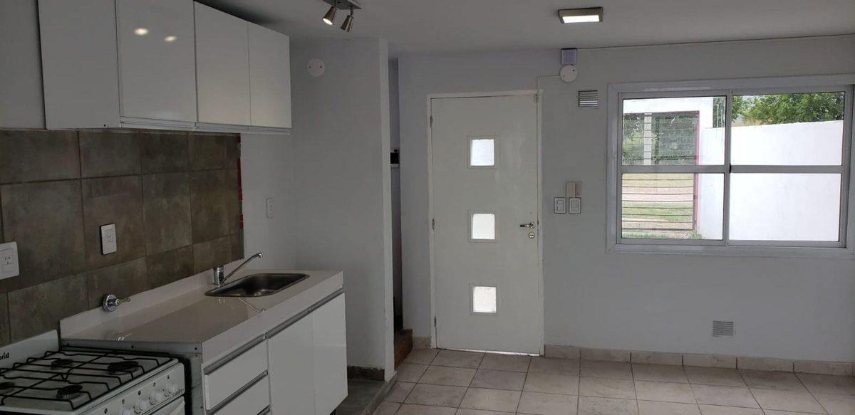 Foto de DUPLEX 2 DORM VENTA ESTACION ALVARADO ZONA SUR, imagen 2