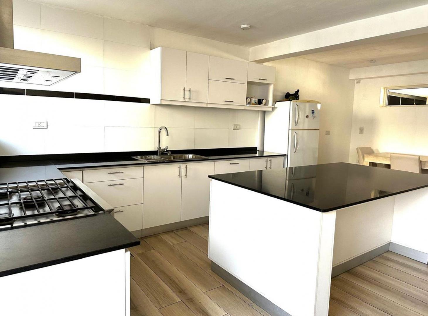 Foto de CASA DUPLEX A LA VENTA HUAICO APTA CREDITO 3 DORM, imagen 3