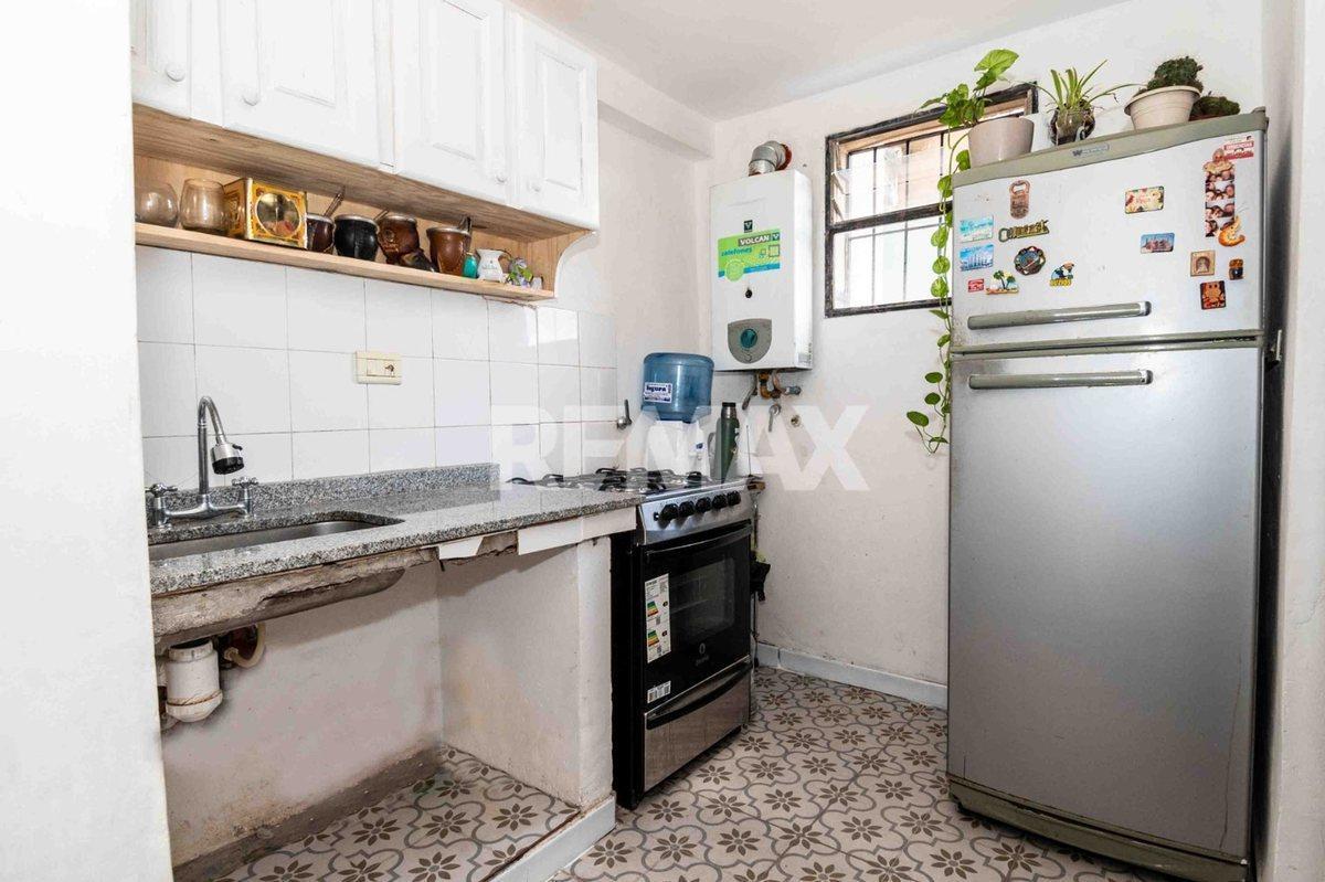 Foto de DEPARTAMENTO 4 DORMITORIOS VENTA B° BANCARIO, imagen 3