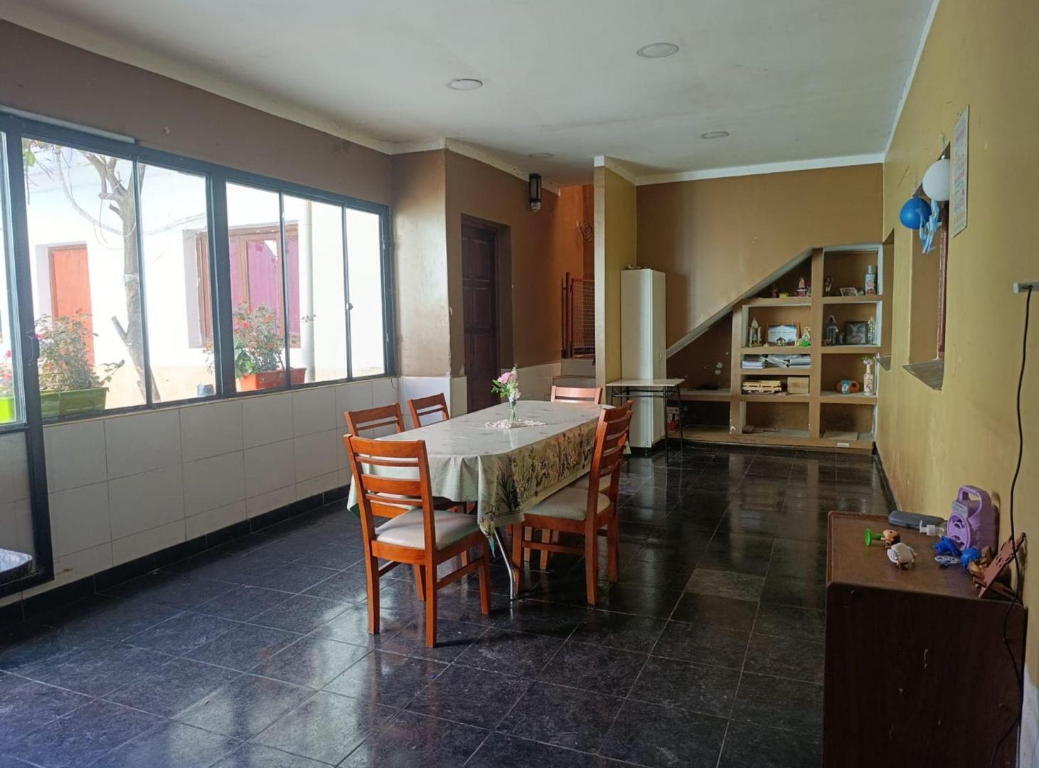 Foto de CASA VENTA BARRIO SAN JOSE APTA COMERCIAL, imagen 2