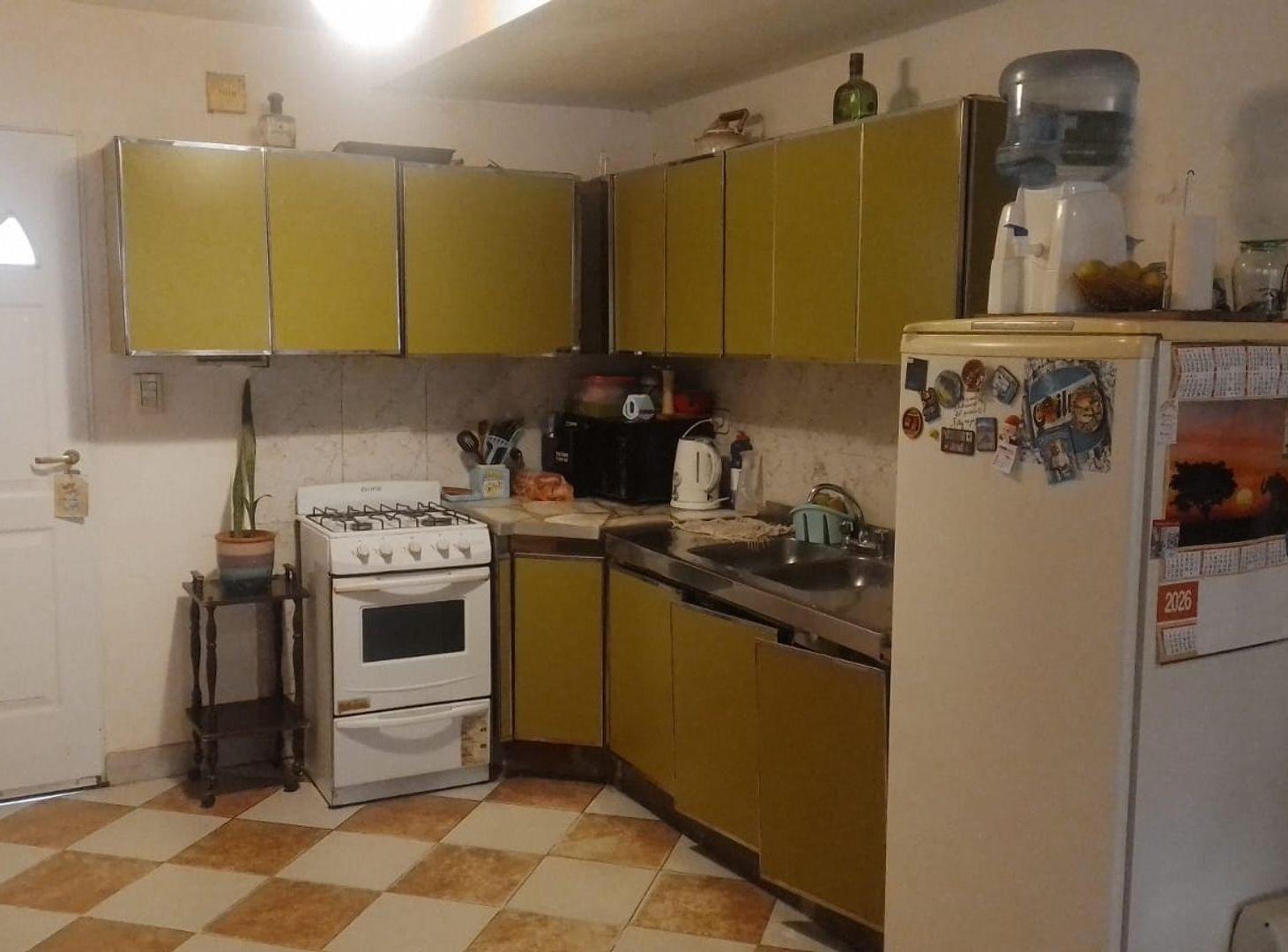 Foto de CASA 3 DORMITORIOS VENTA CAFAYATE CON COCHERA, imagen 4