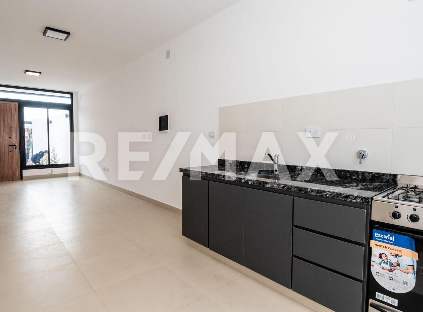 Foto de CASA EN VENTA A ESTRENAR EN VIA AURELIA ZONA SUR, imagen 3