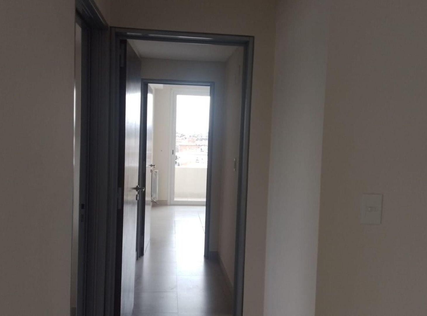 Foto de DEPARTAMENTO AMPLIO EN ALQUILER MACROCENTRO 2 DORM, imagen 5