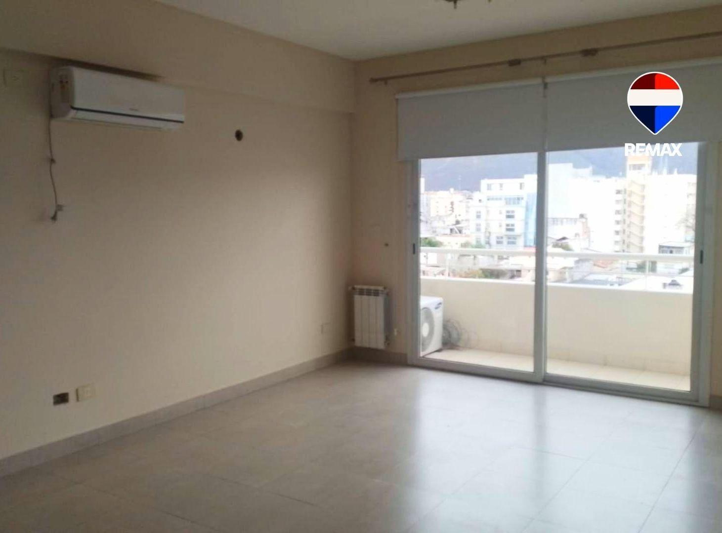 Foto de DEPARTAMENTO AMPLIO EN ALQUILER MACROCENTRO 2 DORM, imagen 2