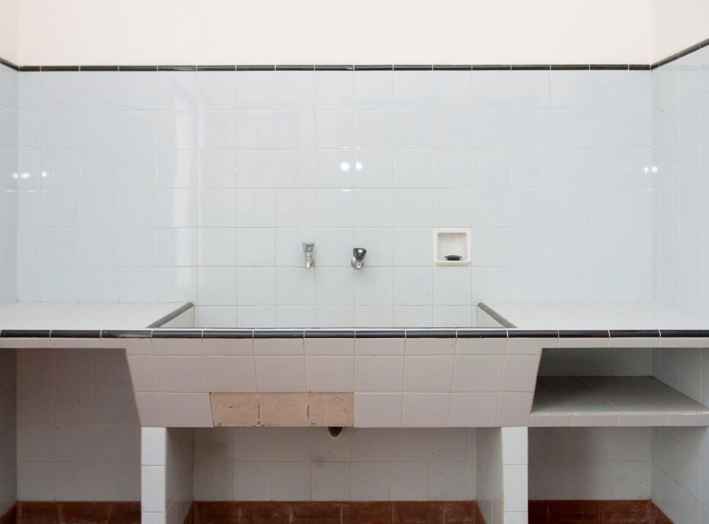 Foto de CASA 4 DORMITORIOS VENTA MACROCENTRO SALTA, imagen 2