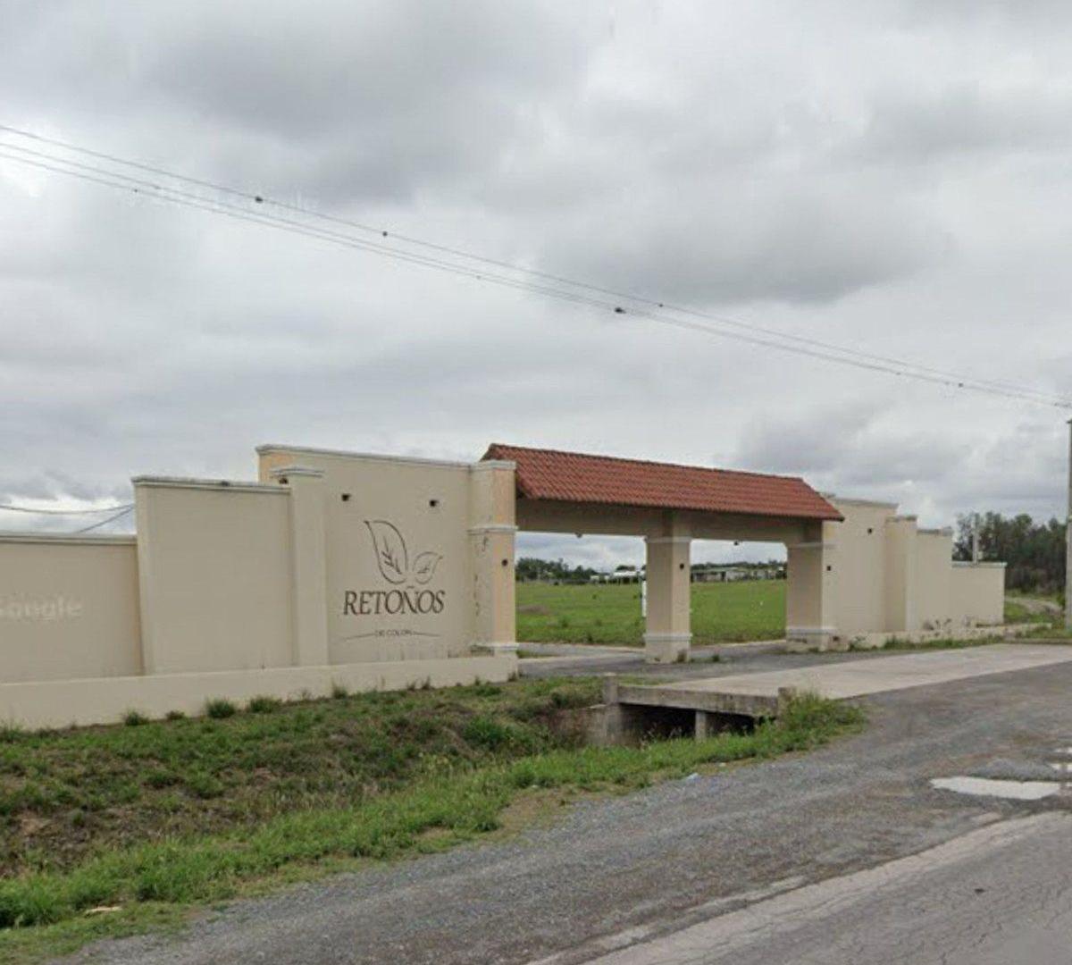 Foto de TERRENO EN VENTA ESQUINA CAMINO A COLON RP 24, imagen 3
