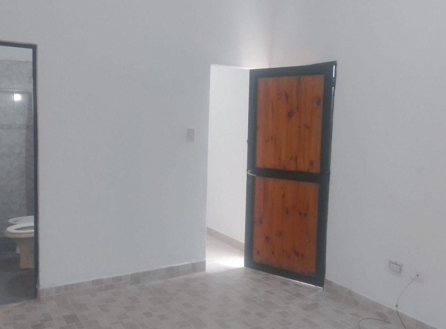 Foto de CASA EN VENTA EN LA MERCED 2 DORM APTA CREDITO, imagen 2