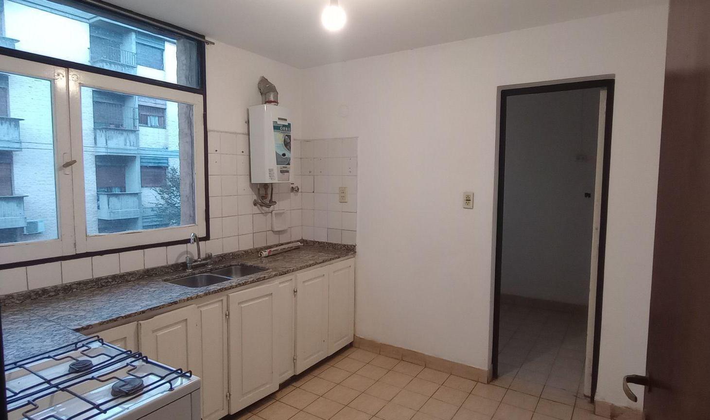 Foto de DEPARTAMENTO VENTA B° CASINO ZONA SUR 3 DORM, imagen 4