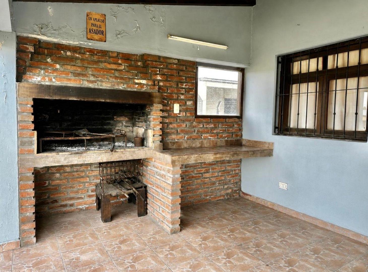 Foto de CASA EN VENTA EN CAMPO QUIJANO CON PILETA, imagen 5
