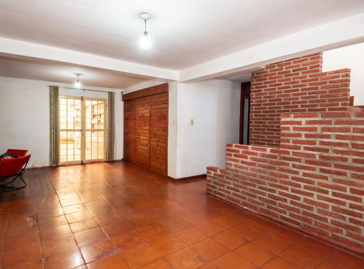 Foto de CASA VENTA PARQUE BELGRANO 4 DORMITORIOS, imagen 2