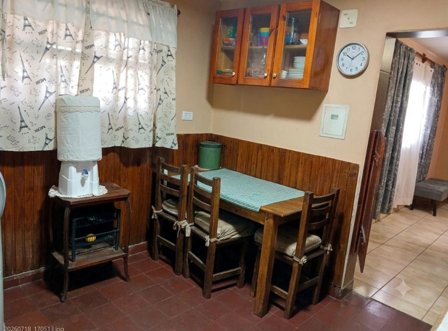 Foto de CASA VENTA B° ARENALES ZONA SUR 3 DORMITORIOS, imagen 5