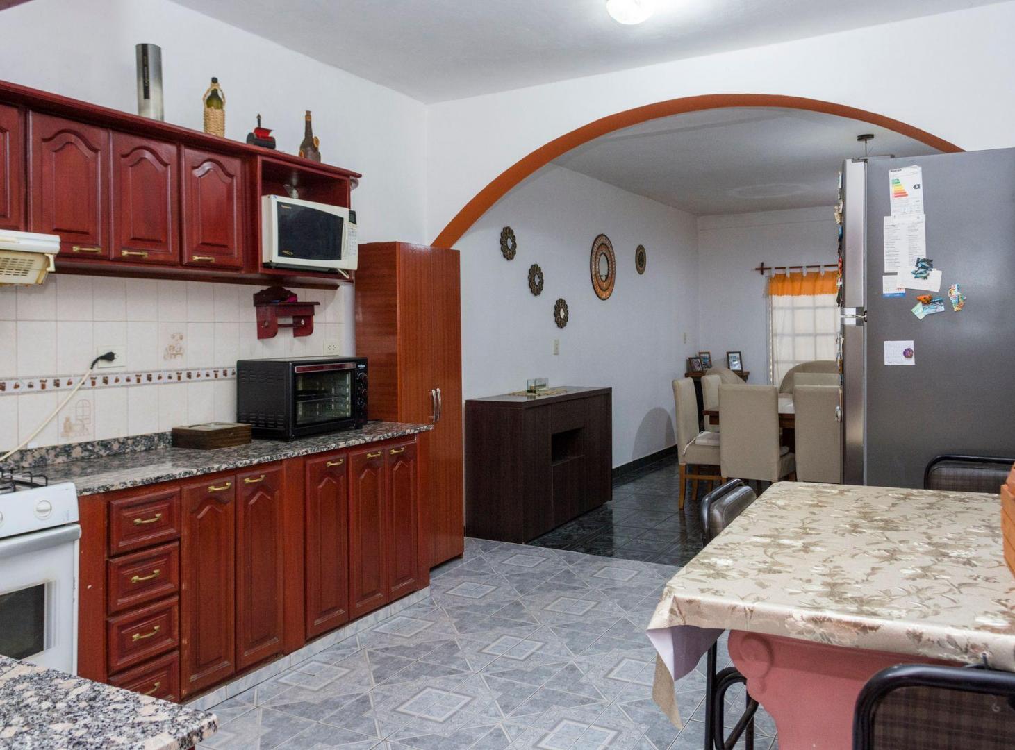 Foto de CASA VENTA SOBRE AVENIDA AUTODROMO APTA CREDITO, imagen 4