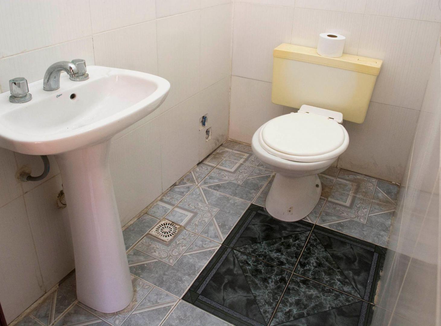 Foto de CASA VENTA SOBRE AVENIDA AUTODROMO APTA CREDITO, imagen 1