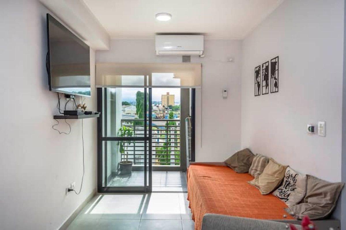 Foto de DEPARTAMENTO 1 DORMITORIOS VENTA MACROCENTRO, imagen 2