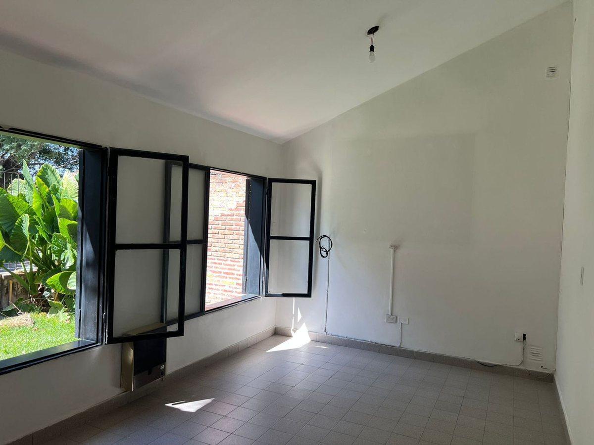 Foto de CASA 2 DORMITORIOS EN VENTA BARRIO SAN CARLOS, imagen 1