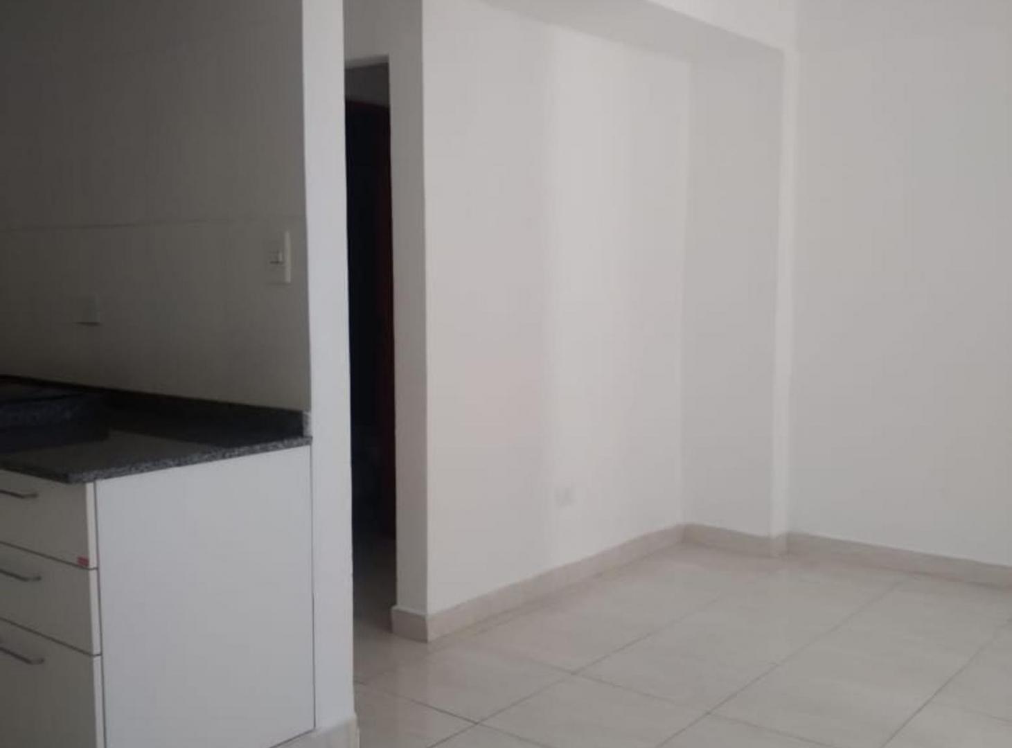 Foto de DEPARTAMENTO EN VENTA MACROCENTRO MITRE 1200, imagen 3