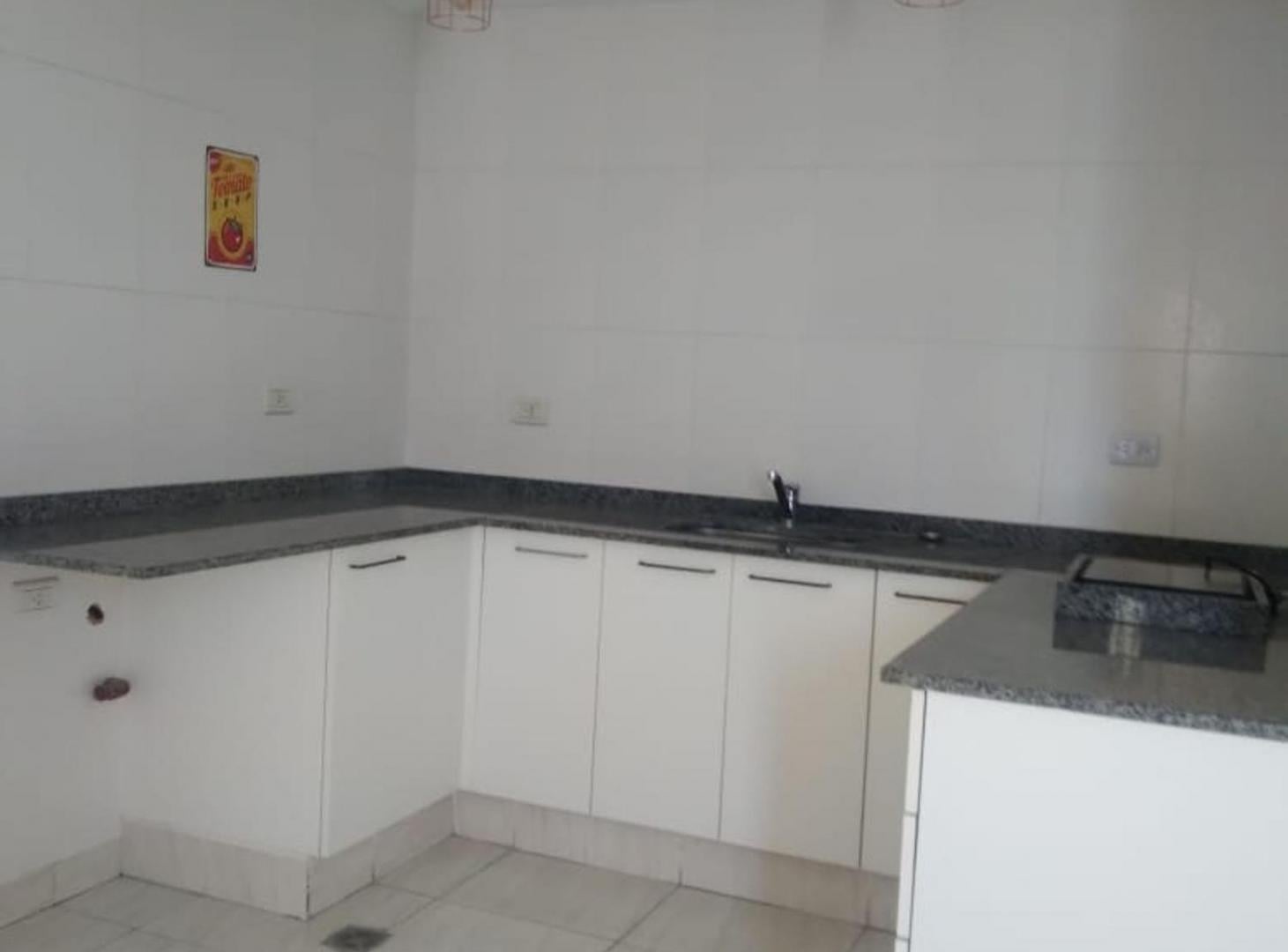 Foto de DEPARTAMENTO EN VENTA MACROCENTRO MITRE 1200, imagen 2