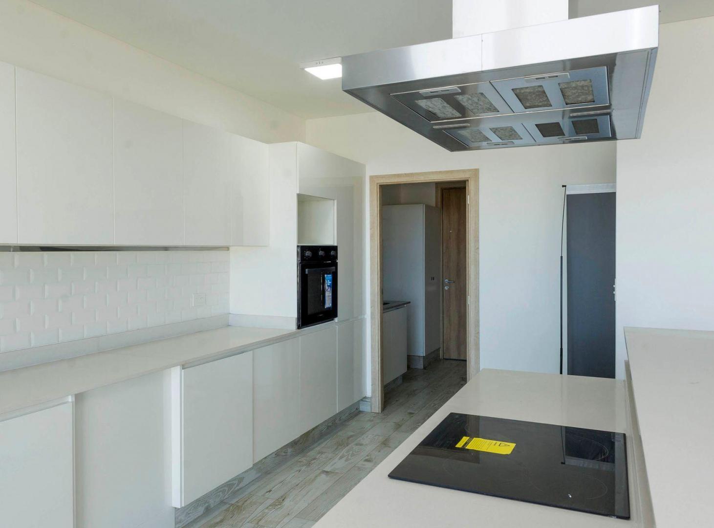 Foto de CASA EN VENTA EN SAN LORENZO APTA CREDITO, imagen 5