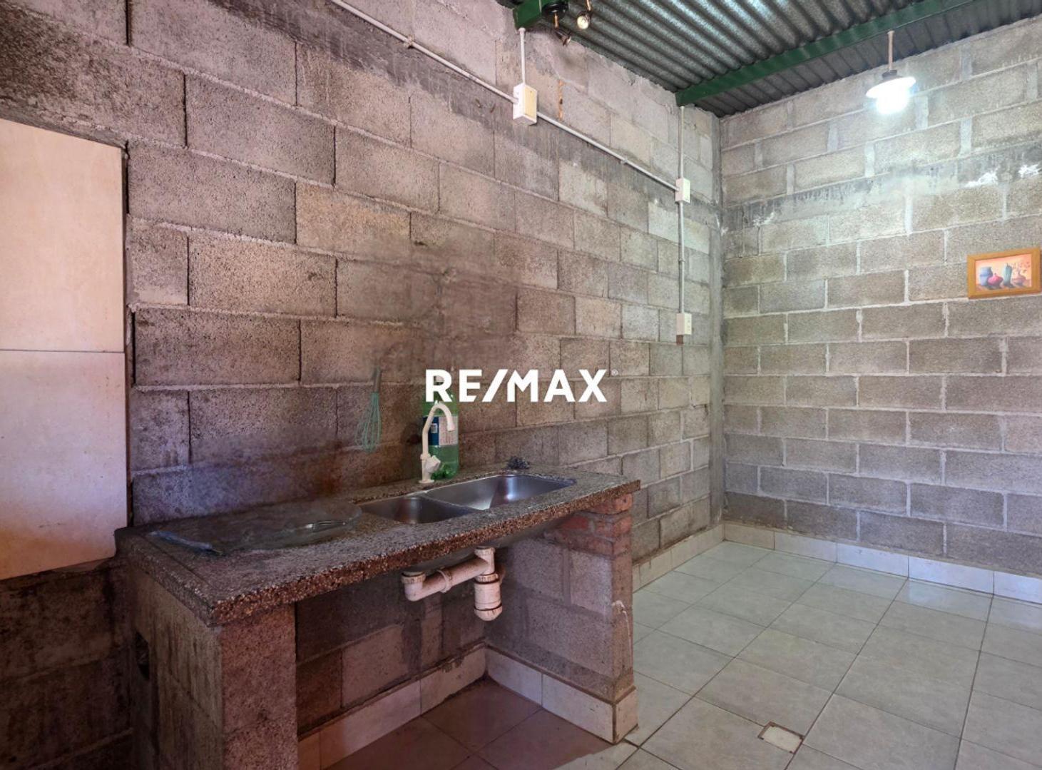 Foto de CASA EN VENTA O PERMUTA EN ZONA ESTE, imagen 5