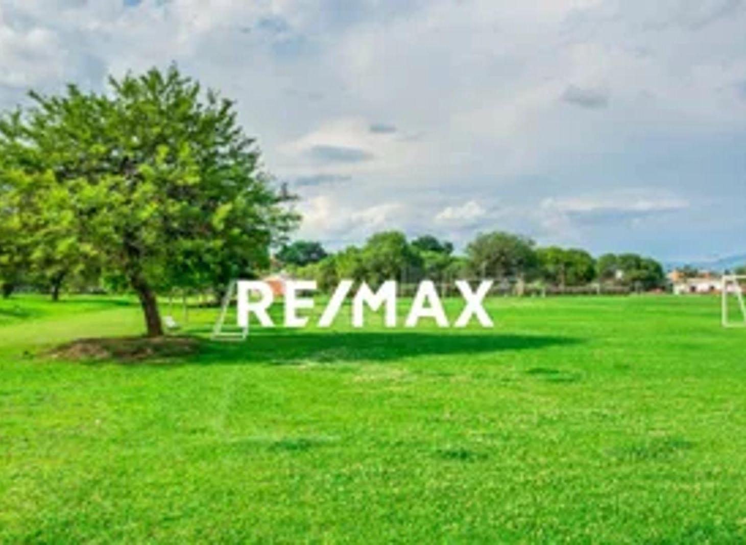 Foto de TERRENO VENTA EL PRADO ECO VILLAGE 1211M2, imagen 2