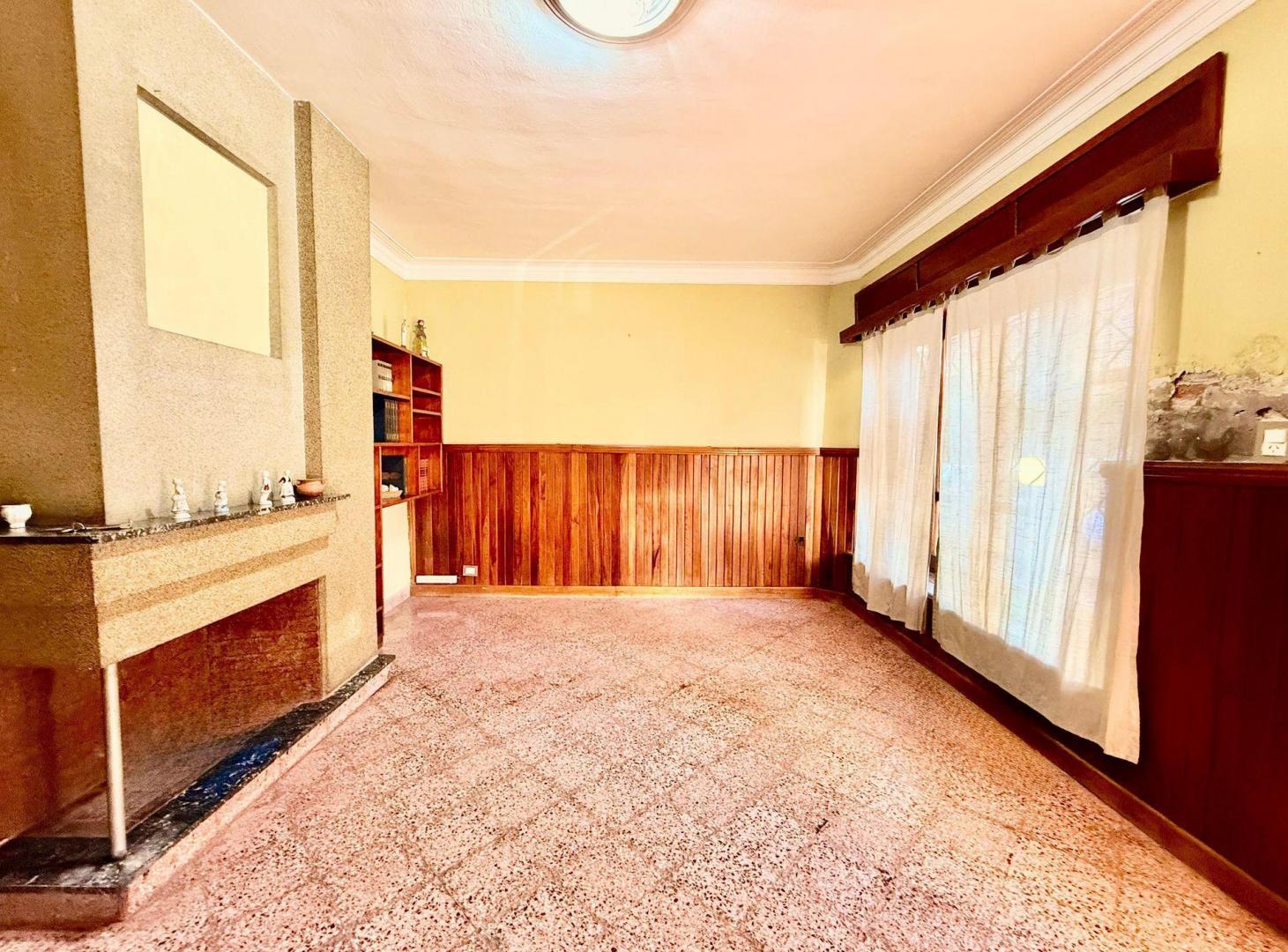 Foto de CASA EN VENTA MACROCENTRO APTA COMERCIAL C/GARAJE, imagen 1