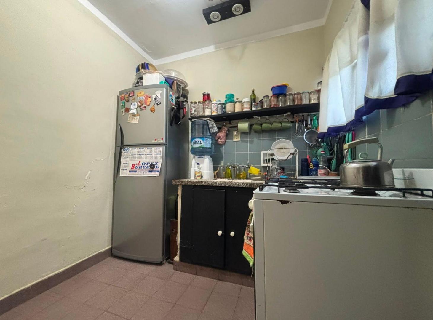 Foto de DEPARTAMENTO AMPLIO EN VENTA MACROCENTRO 3 DORM, imagen 1