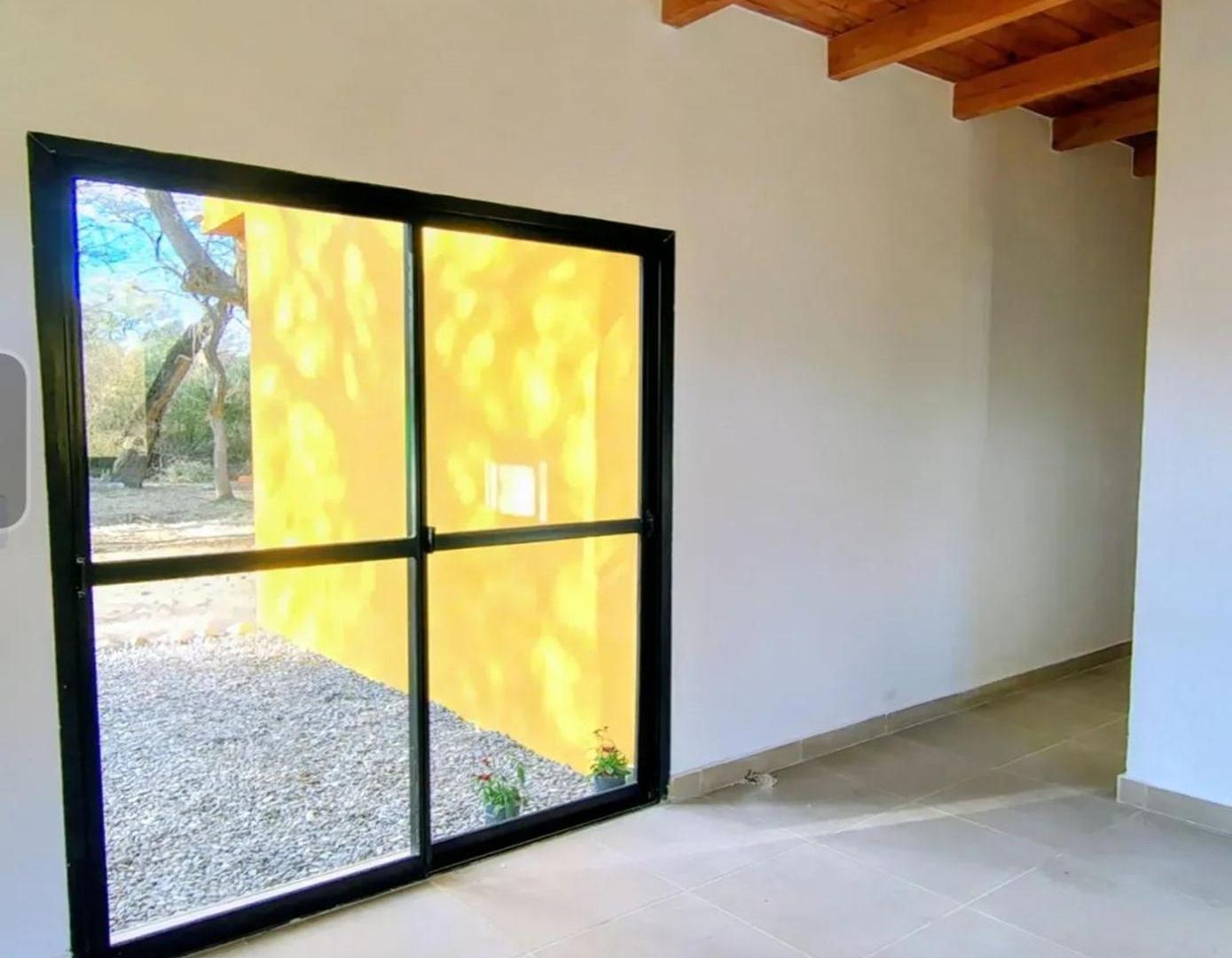 Foto de CASA VENTA A ESTRENAR CAFAYATE POSIBILIDAD PERMUTA, imagen 3