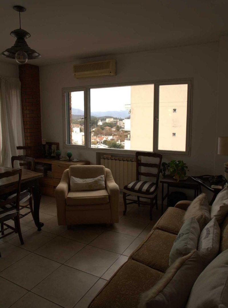Foto de DEPARTAMENTO AMPLIO VENTA ZONA CENTRO, imagen 2