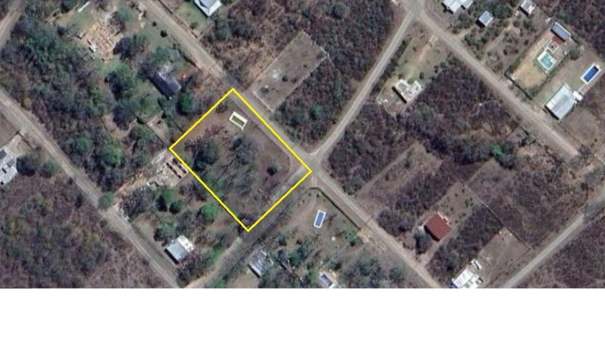 Foto de TERRENO CON PILETA VENTA DE 2.563 M2 LA CALDERA, imagen 1