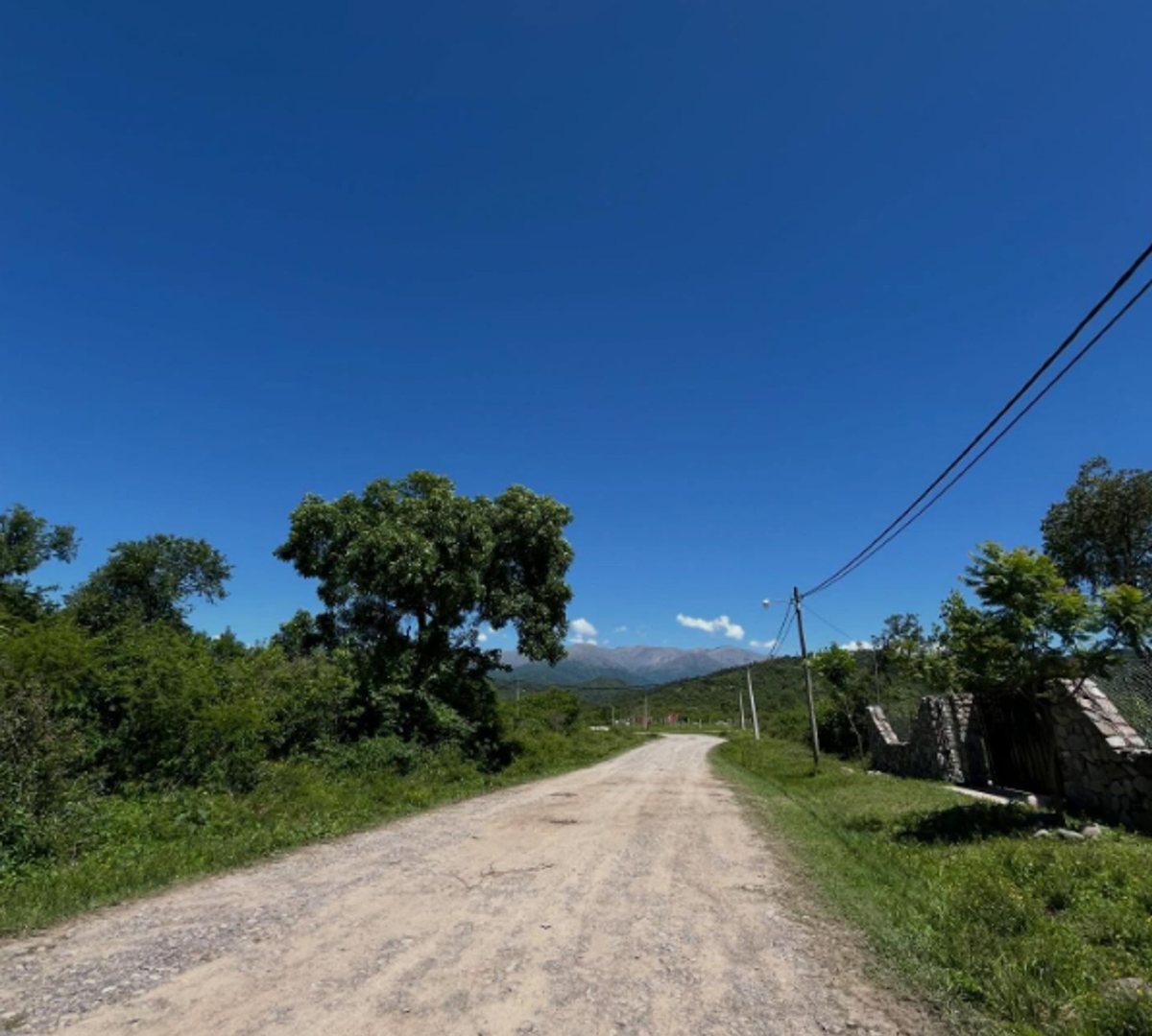 Foto de TERRENO EN VENTA ESQUINA VALLE ALEGRE LA CALDERA, imagen 3