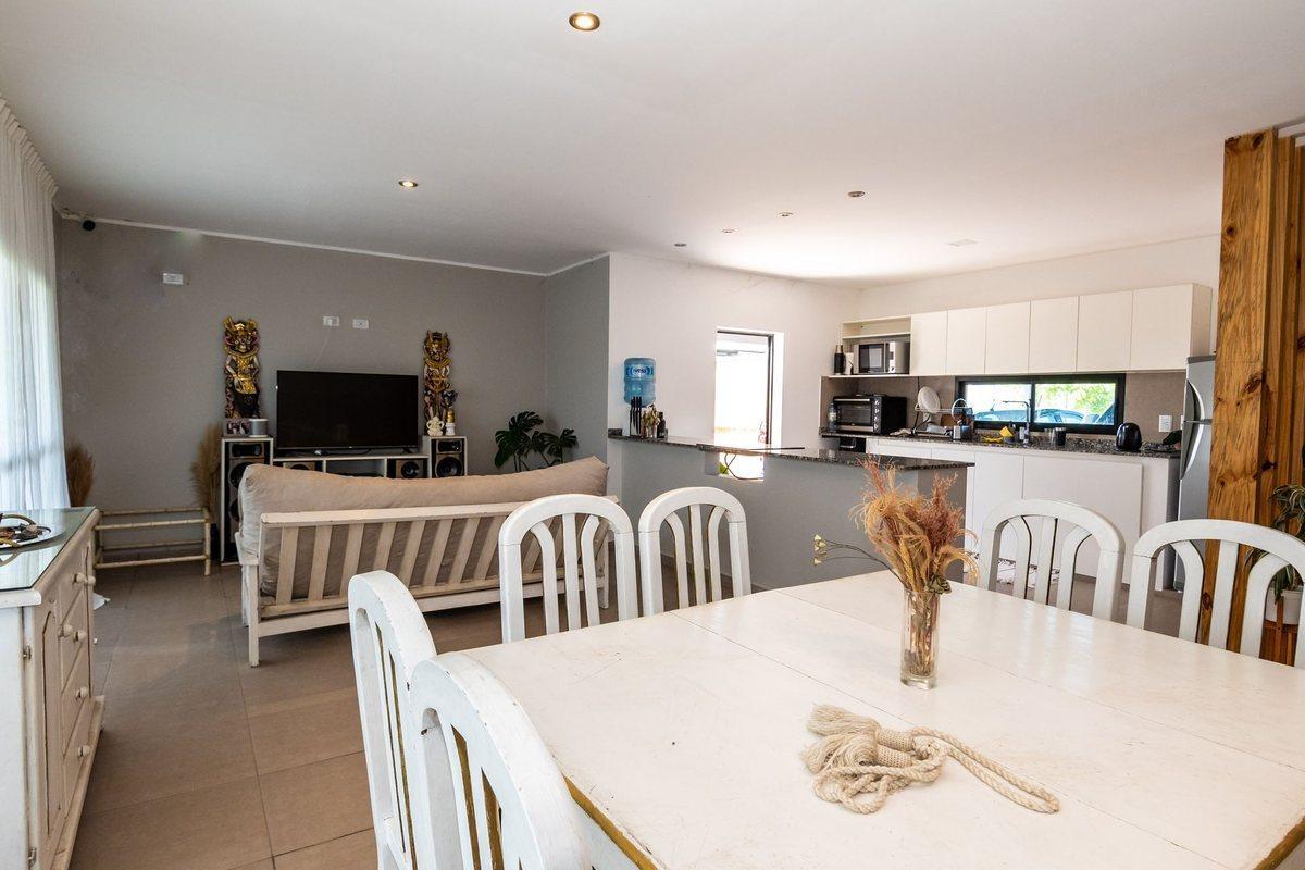 Foto de CASA VENTA O PERMUTA B° PRIVADO LA VERBENA, imagen 4