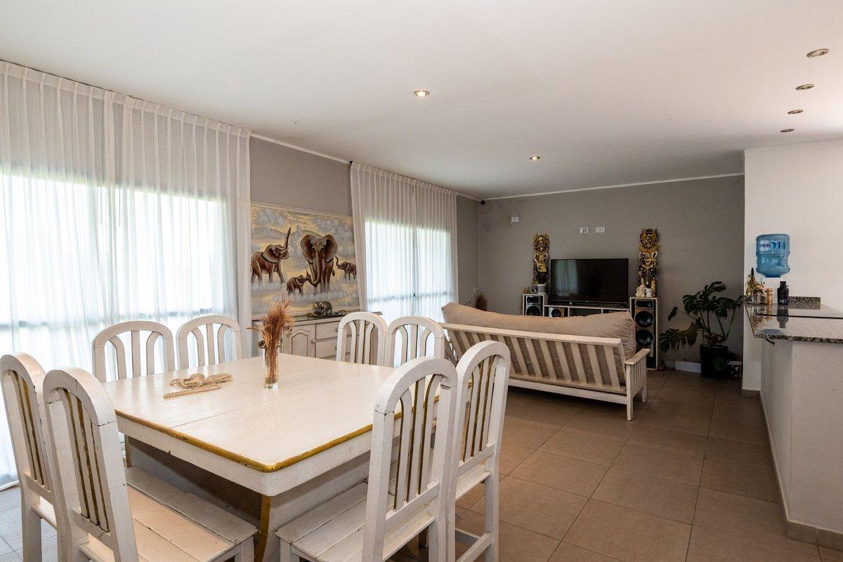 Foto de CASA VENTA O PERMUTA B° PRIVADO LA VERBENA, imagen 1